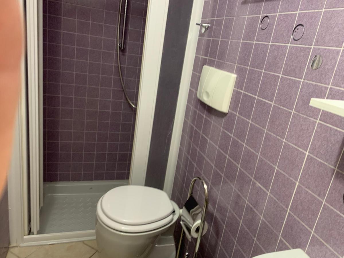 Casa Tangerina Apartment Pesaro Bagian luar foto