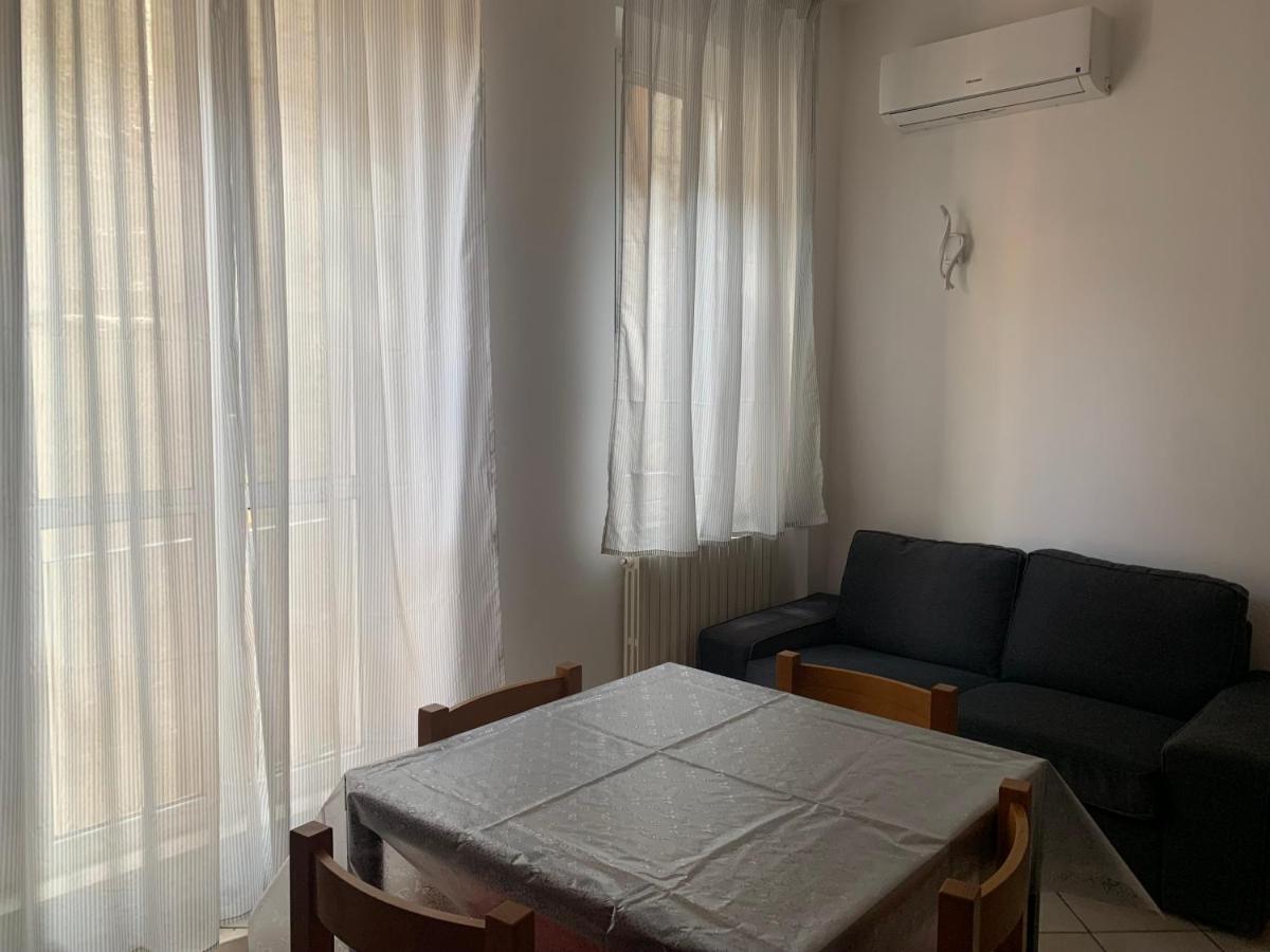 Casa Tangerina Apartment Pesaro Bagian luar foto